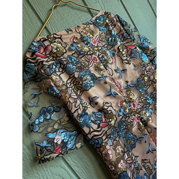 Tahari Floral Sequin Embroidered Dress Size 12 Nude Mesh Overlay Cocktail Party - Picture 7 of 7